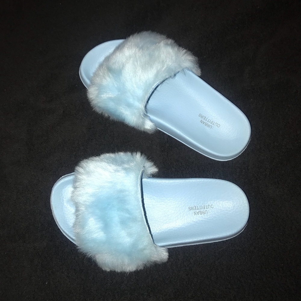 Urban Outfitters fur slides
